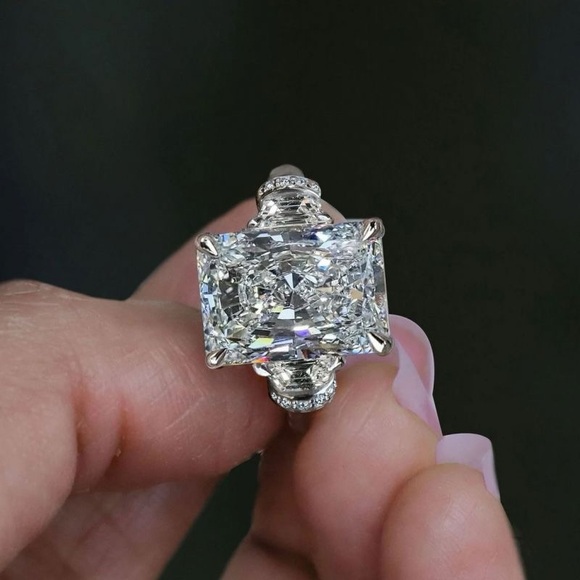 Elegant 15ct Moissanite Silver 925 Women's Ring - Picture 3 of 4